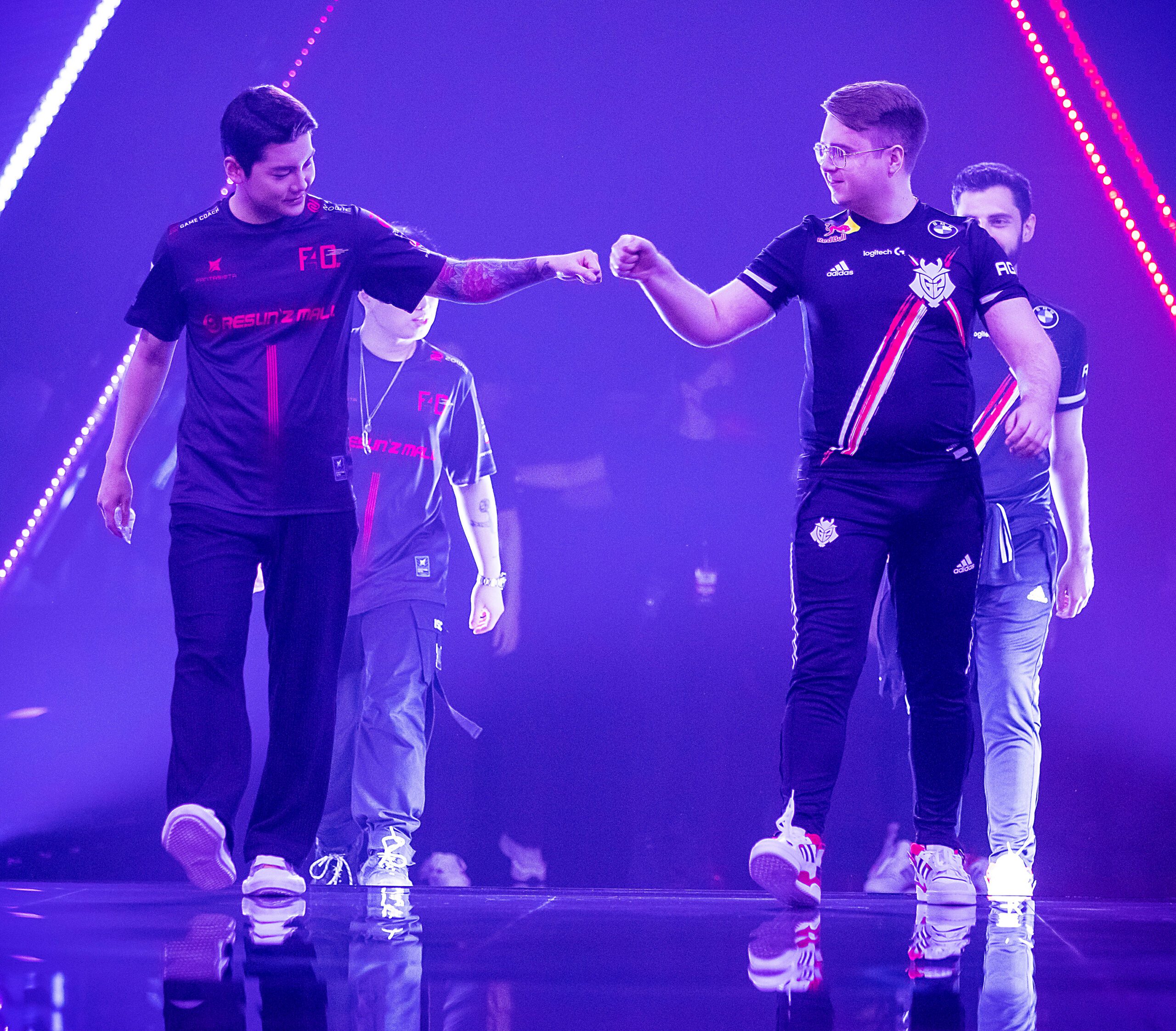 BERLIN, GERMANY - SEPTEMBER 14: F4Q's Yoo "fiveK" Sung-min (L) and G2 Esports' Žygimantas "nukkye" Chmieliauskas make an entrance on stage at the VALORANT Champions Tour 2021: Stage 3 Masters on September 14, 2021 in Berlin, Germany. (Photo by Colin Young-Wolff/Riot Games)