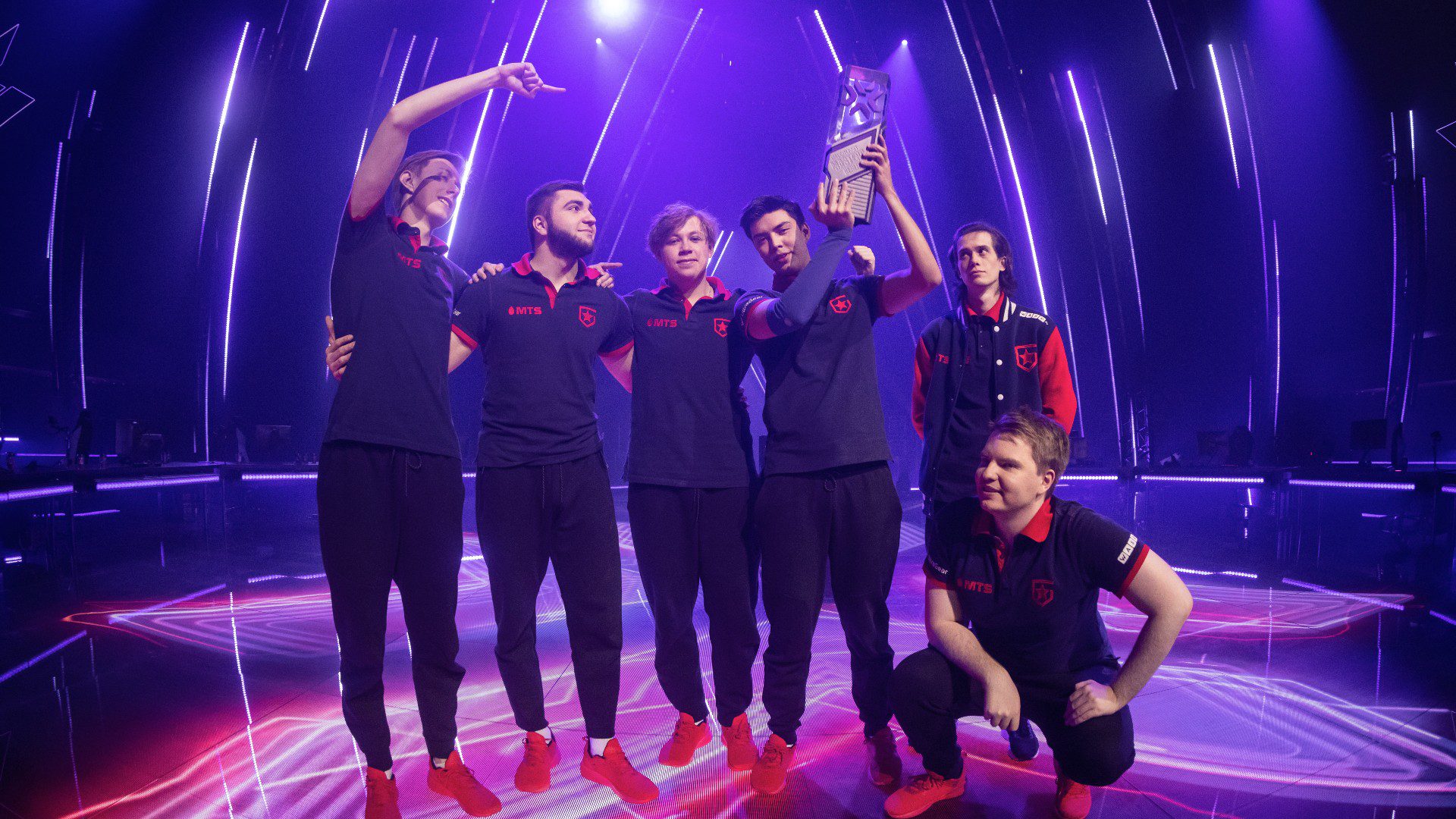 Gambit VALORANT players lifting the Masters 3 Trophy in Berlin on Stage