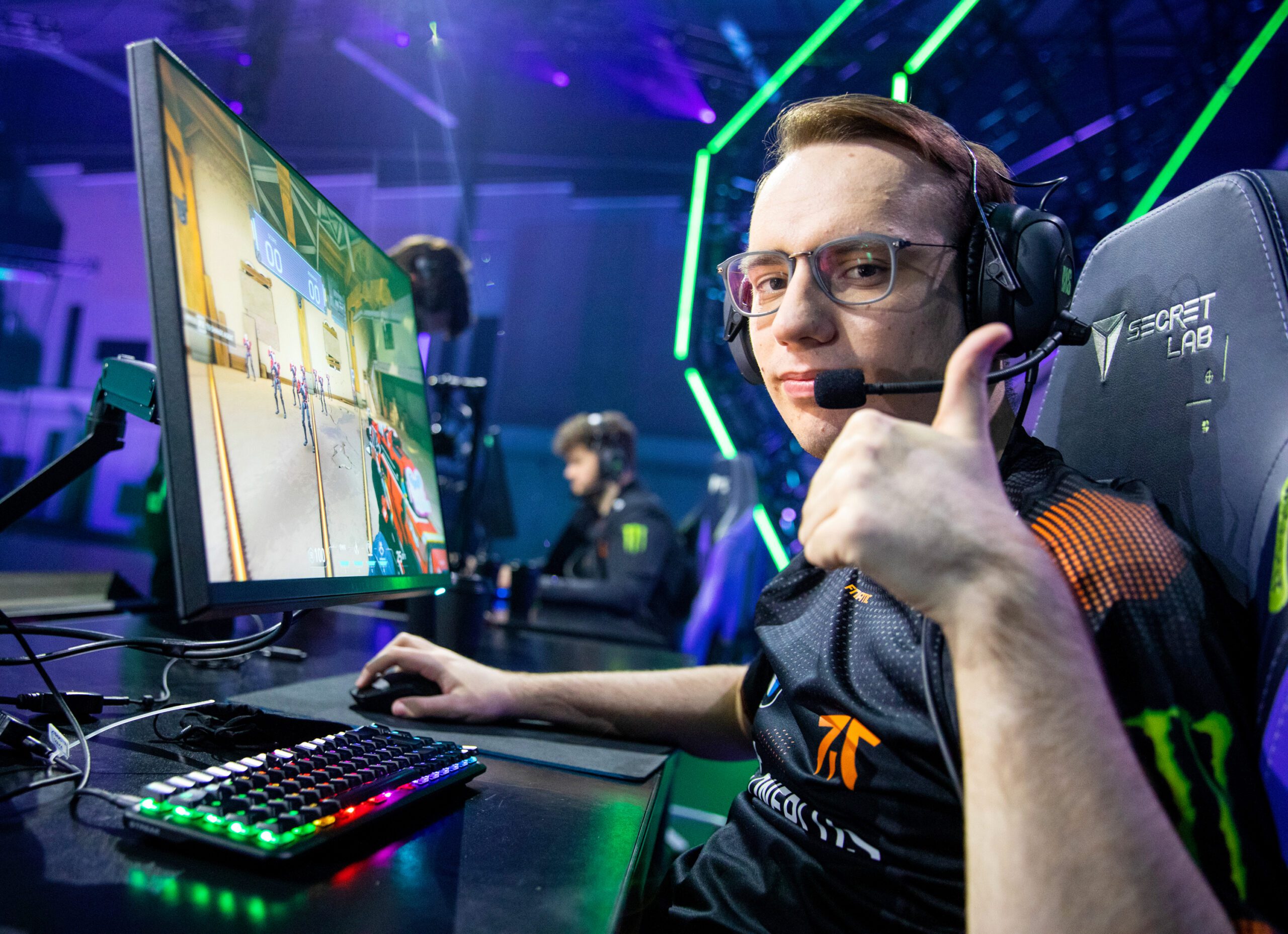 Fnatic's Nikita "Derke" Sirmitev playing on Stage at Masters 2 Reykjavik | Photo by Colin Young-Wolff/Riot Games
