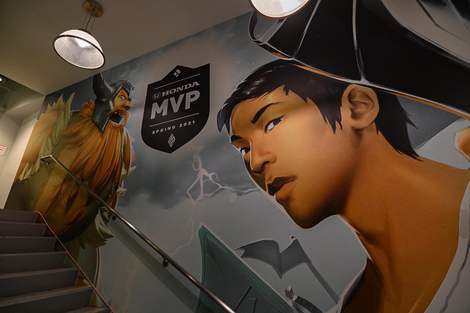 A mural of the LCS 2021 Summer MVP, blaber