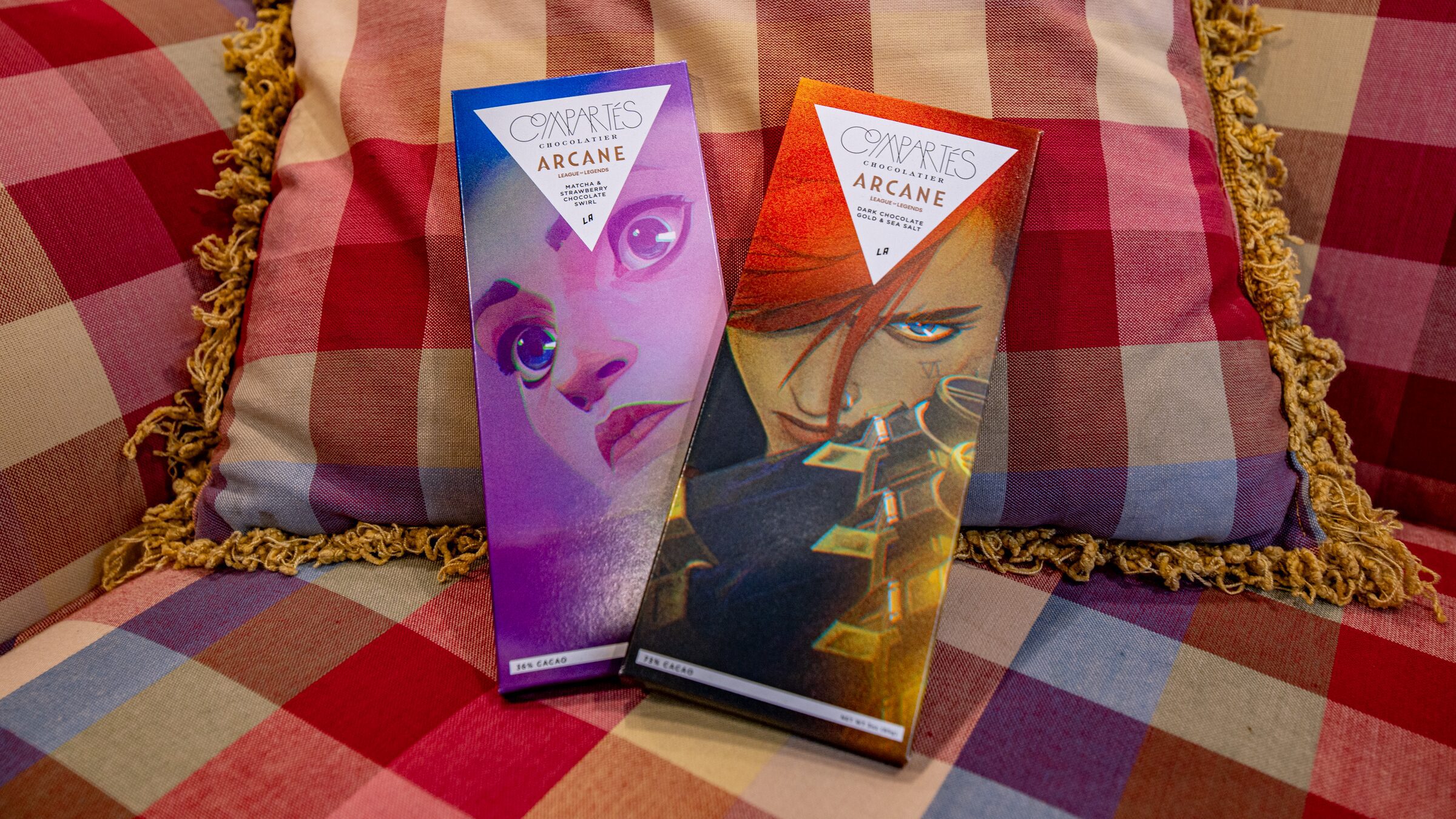 Both arcane chocolate bars made by compartes